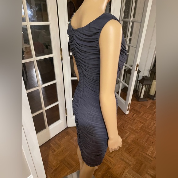 New with tags size Nicole Miller cocktail dress. In both 6 and 8 US - Picture 7 of 7